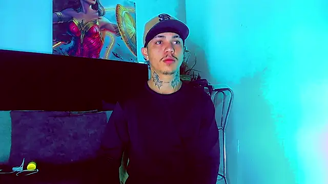 Snapshot of HannibalLester chatting on December 2025 03:25:01 AM HannibalLester online show from December 2025 03:25:01 AM