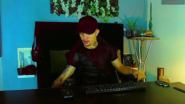 HannibalLester online show from June 2026 04:24:01 AM