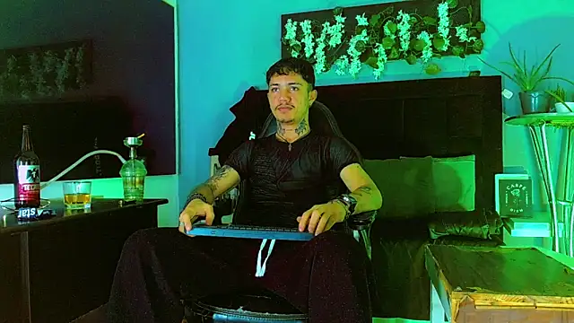 HannibalLester online show from June 2026 04:22:02 AM