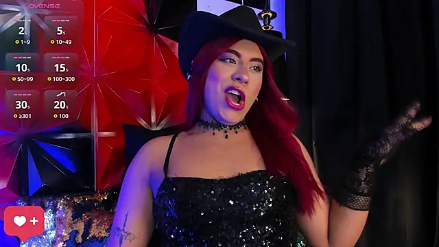 Snapshot of Emili_Roux chatting on October 2025 06:17:02 PM Emili Roux online show from October 2025 06:17:02 PM