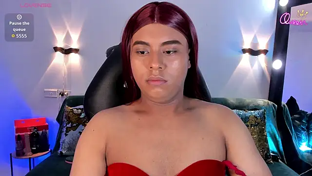 Emili Roux online show from May 2026 10:31:01 AM