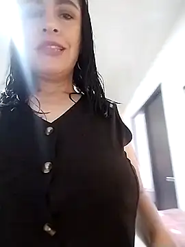 Snapshot of hailey85 chatting on December 2025 08:47:02 PM hailey85 online show from December 2025 08:47:02 PM