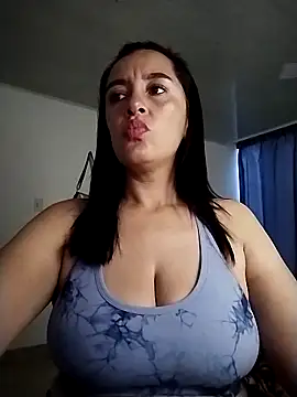 hailey85 online show from April 2026 10:58:01 PM
