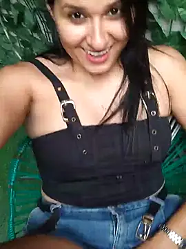 elena jonees online show from October 2025 08:07:01 PM