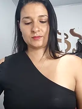 elena jonees online show from November 2025 04:30:01 PM