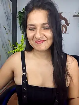 elena jonees online show from April 2026 08:37:02 PM