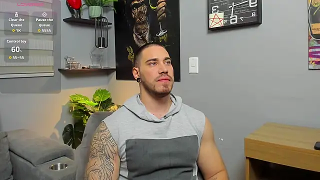 Giorgio-Leone online show from September 2025 01:53:02 AM