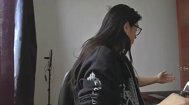 Pitton031 online show from March 2025 03:18:01 PM