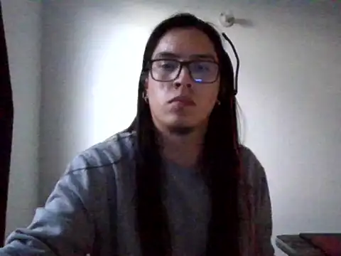 Pitton031 online show from November 2025 10:42:01 PM