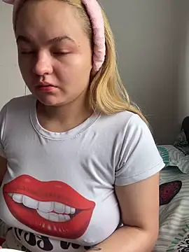 Snapshot of Naiara_Sex_ chatting on April 2026 05:29:01 PM Naiara Sex online show from April 2026 05:29:01 PM