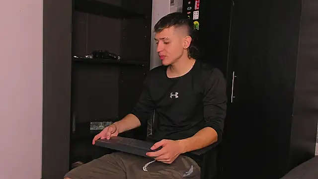 Dimitri higth420 online show from November 2025 06:52:01 PM