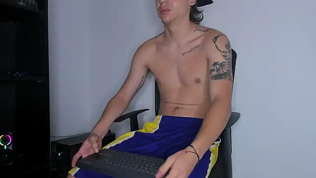 Dimitri higth420 online show from December 2025 12:44:02 PM