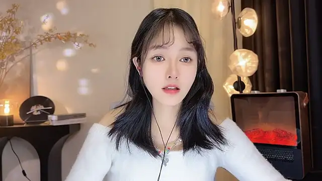 xiaodaibabyy online show from January 2025 12:41:02 PM