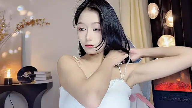 xiaodaibabyy online show from March 2025 01:16:02 PM