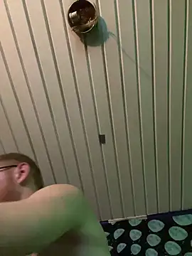 Snapshot of luv2cum7491 chatting on February 2025 07:22:01 AM luv2cum7491 online show from February 2025 07:22:01 AM