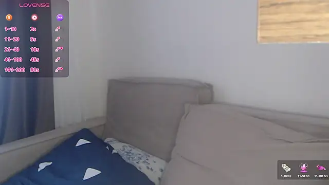 -LauraGold- online show from March 2025 05:52:01 AM