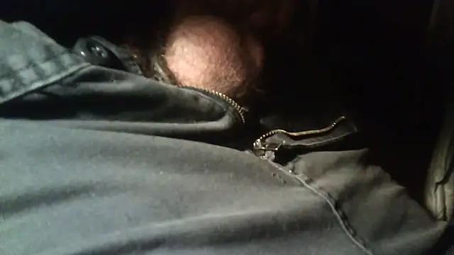 Snapshot of oliveirinhafotografo chatting on January 2025 10:19:01 PM oliveirinhafotografo online show from January 2025 10:19:01 PM