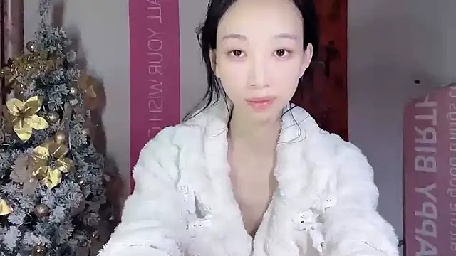 Snapshot of Lili-2 chatting on January 2025 03:14:01 PM Lili-2 online show from January 2025 03:14:01 PM