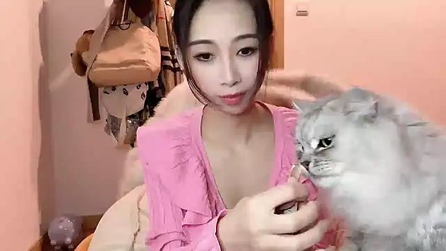 Lili-2 online show from January 2025 02:00:02 PM