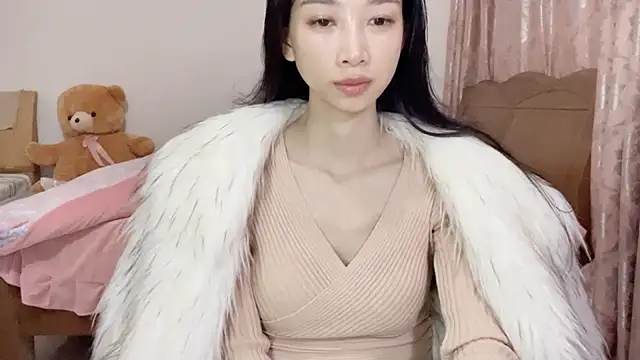 Snapshot of Lili-2 chatting on January 2025 04:39:01 PM Lili-2 online show from January 2025 04:39:01 PM