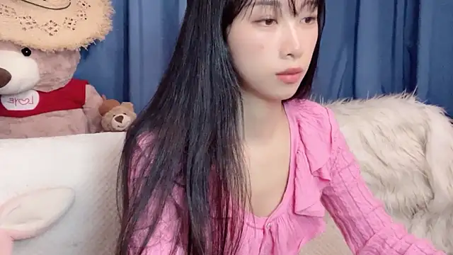 Snapshot of Lili-2 chatting on February 2026 02:50:02 PM Lili-2 online show from February 2026 02:50:02 PM