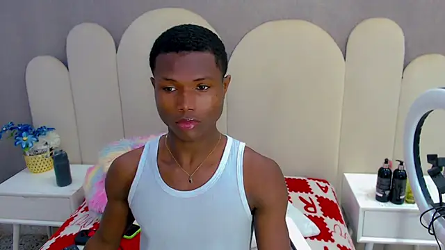 Snapshot of joel_blackcock chatting on October 2025 03:13:01 PM joel blackcock online show from October 2025 03:13:01 PM