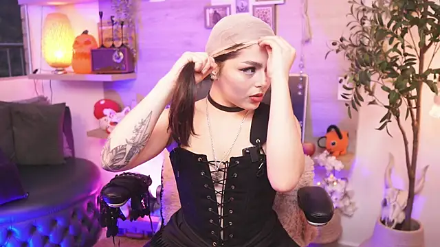 Snapshot of Dear_Morgan chatting on October 2025 10:34:02 PM Dear Morgan online show from October 2025 10:34:02 PM