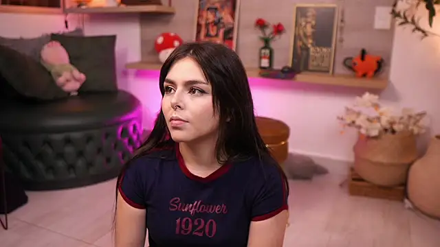 Snapshot of Dear_Morgan chatting on November 2025 11:49:02 PM Dear Morgan online show from November 2025 11:49:02 PM