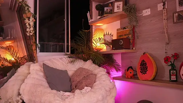 Snapshot of Dear_Morgan chatting on December 2025 01:22:02 AM Dear Morgan online show from December 2025 01:22:02 AM