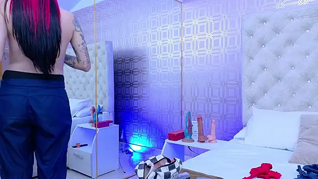 Derieri D online show from November 2025 07:30:02 PM