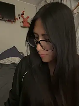 AleFantasy0001 online show from November 2025 04:11:02 AM