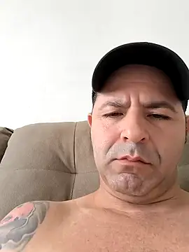 Snapshot of Marciogrei chatting on November 2025 08:03:01 PM Marciogrei online show from November 2025 08:03:01 PM