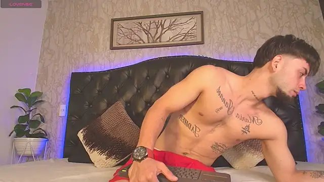 MattDevon online show from January 2026 06:35:01 PM