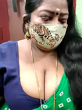 Snapshot of maniisha chatting on December 2024 09:35:02 AM maniisha online show from December 2024 09:35:02 AM