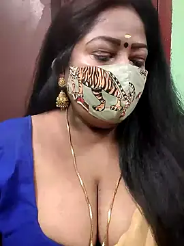 Snapshot of maniisha chatting on January 2025 09:43:02 AM maniisha online show from January 2025 09:43:02 AM