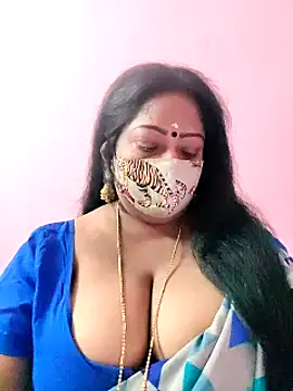 Snapshot of maniisha chatting on January 2025 06:15:01 PM maniisha online show from January 2025 06:15:01 PM