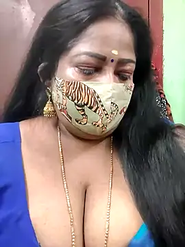 Snapshot of maniisha chatting on January 2025 04:10:01 PM maniisha online show from January 2025 04:10:01 PM