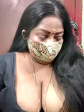 Snapshot of maniisha chatting on January 2025 09:23:02 PM maniisha online show from January 2025 09:23:02 PM