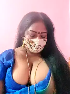 Snapshot of maniisha chatting on February 2025 09:15:01 PM maniisha online show from February 2025 09:15:01 PM