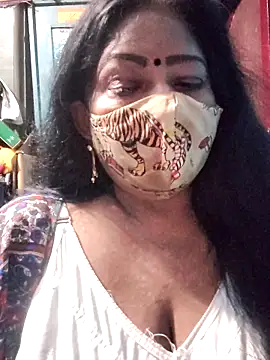 maniisha online show from May 2026 07:09:02 PM