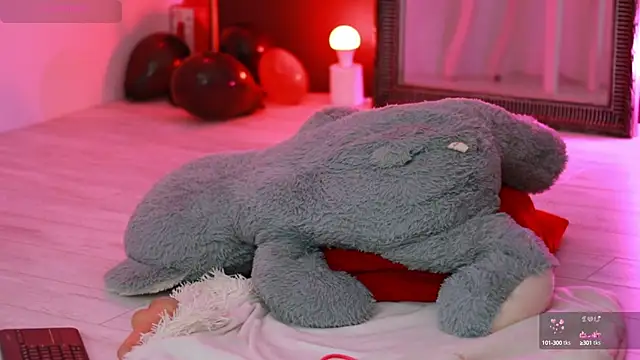 Snapshot of MissLilaa chatting on March 2025 09:25:02 PM MissLilaa online show from March 2025 09:25:02 PM