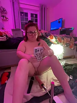 Tallulah-mae-xoxox online show from February 2025 09:48:02 PM