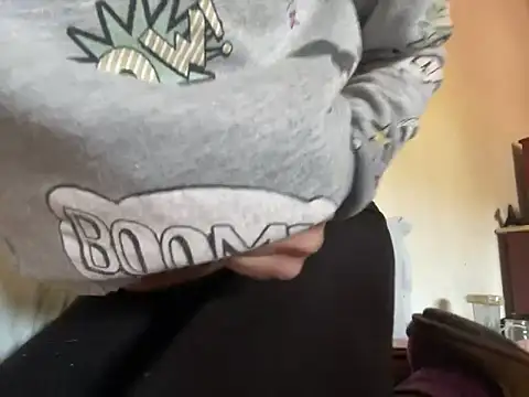 filipasantosx online show from January 2025 01:02:02 PM