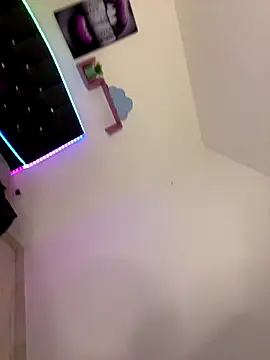 nico 18x online show from November 2025 02:17:01 PM