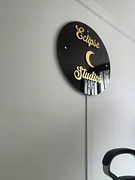 nico 18x online show from December 2025 04:57:02 PM