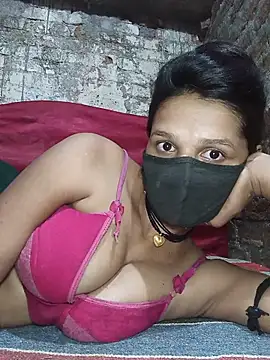 Hoty girl 143 online show from June 2026 04:33:02 PM