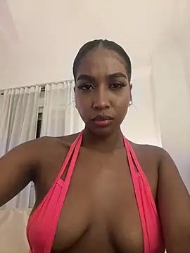 Snapshot of IamCrystal2 chatting on January 2026 12:01:02 AM IamCrystal2 online show from January 2026 12:01:02 AM