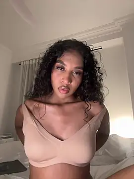 IamCrystal2 online show from April 2026 11:22:02 PM