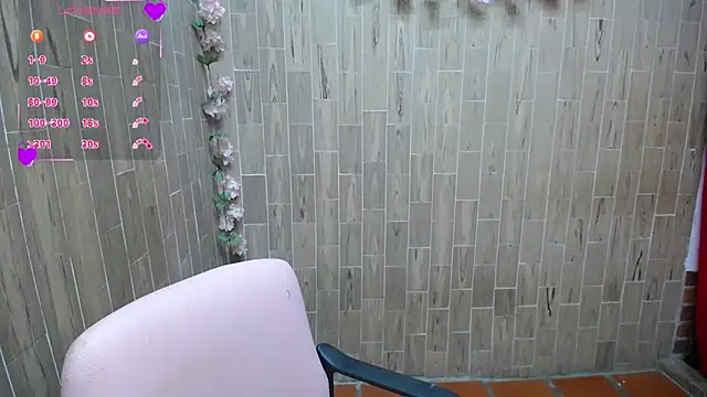 solyeria online show from October 2025 09:24:01 PM