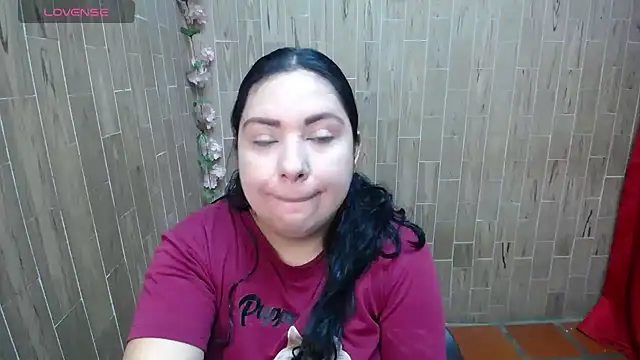 solyeria online show from October 2025 09:26:02 PM